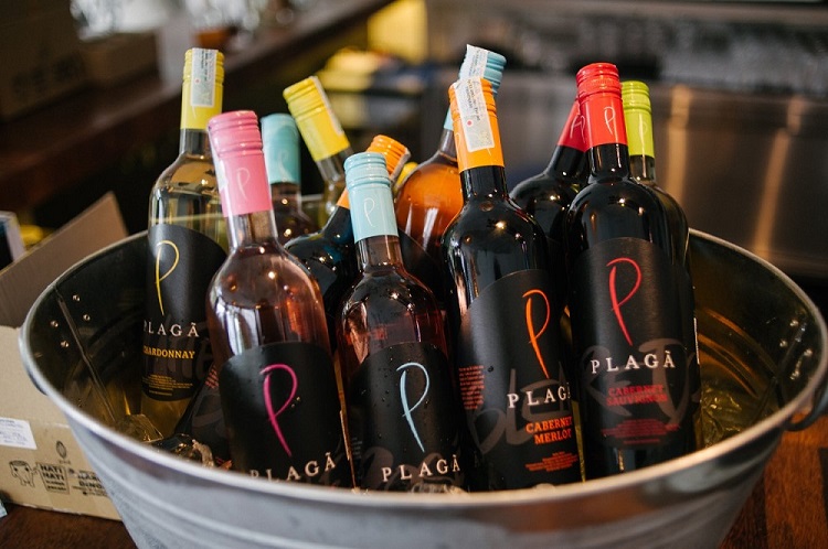 Plaga Wine 2